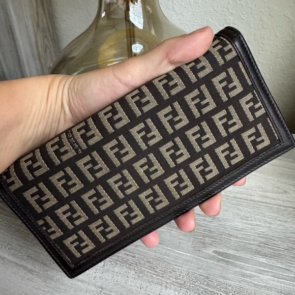 Fendi trifold brown canvas long wallet - Picture 2 of 13